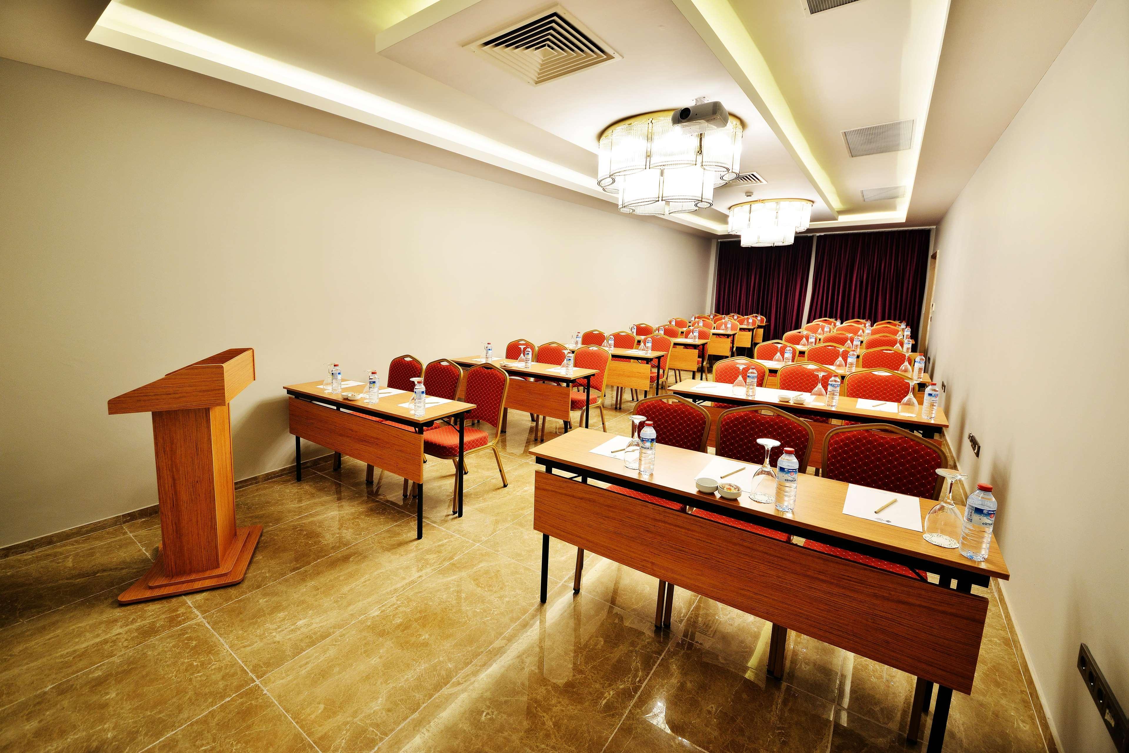 Best Western Plus Center Hotel Ankara Bagian luar foto